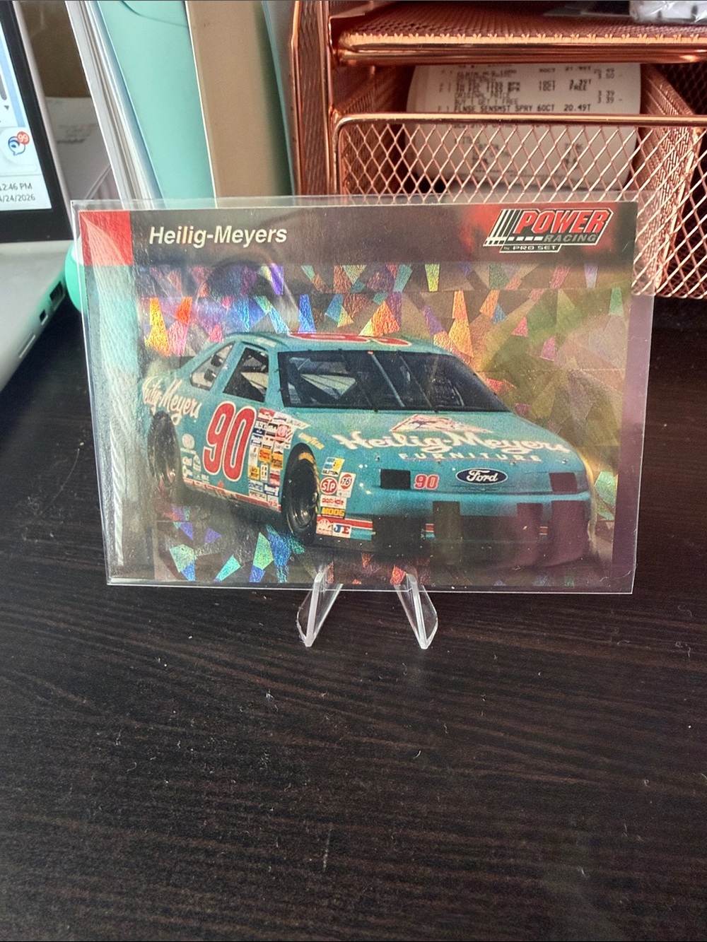 Heilig-Meyers #90 Racing Holographic Card